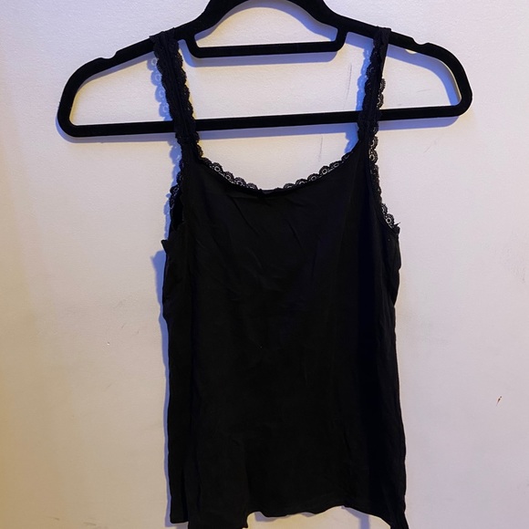 black tank! - Picture 2 of 2